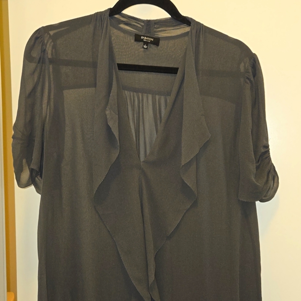 Aritzia babaton vintage 100% silk grey ruffle blouse